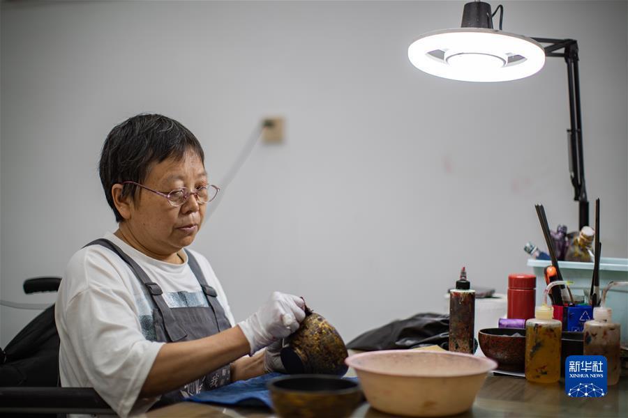 ag是不是同步的
